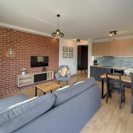 Invest Szklarska 800 C9 Apartamento *