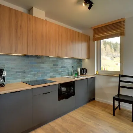 Invest Szklarska 800 C9